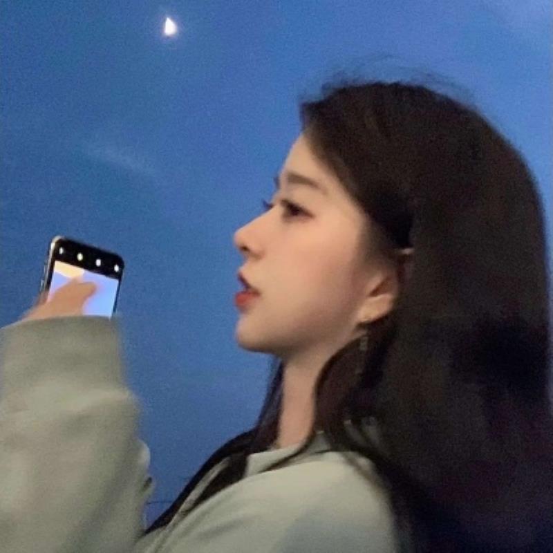 博爾塔拉蒙古美女伴游預(yù)約氣質(zhì)空姐項(xiàng)菁冰 博爾塔拉蒙古美女伴游預(yù)約氣質(zhì)空姐項(xiàng)菁冰