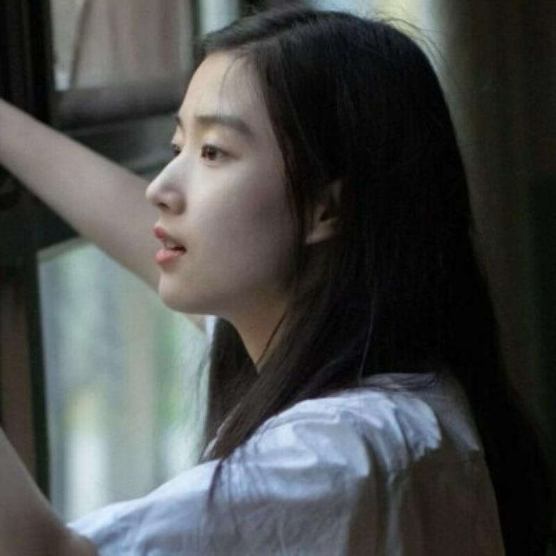 威海商務(wù)旅游代言車模端木凝倩 威海商務(wù)旅游代言車模端木凝倩