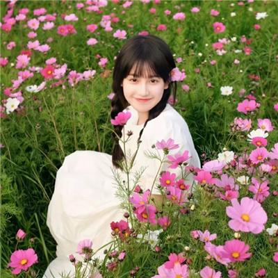 武漢商務伴游漂亮車模堂婧元 武漢商務伴游漂亮車模堂婧元