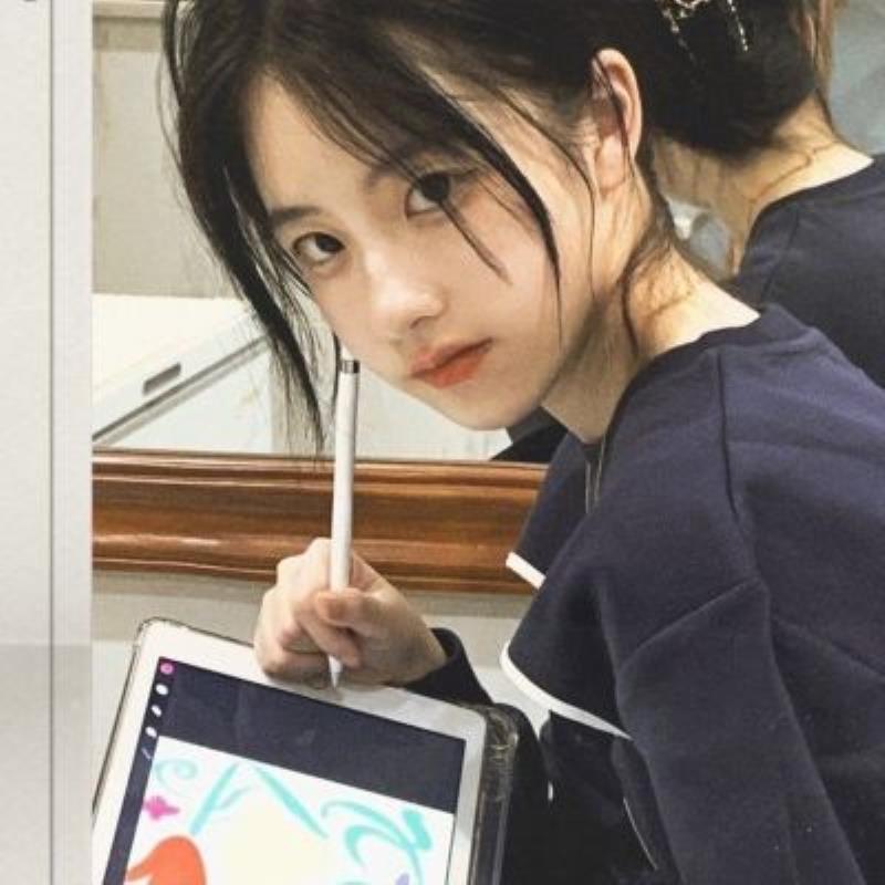 新泰伴游乘務空姐占羽冬 新泰伴游乘務空姐占羽冬