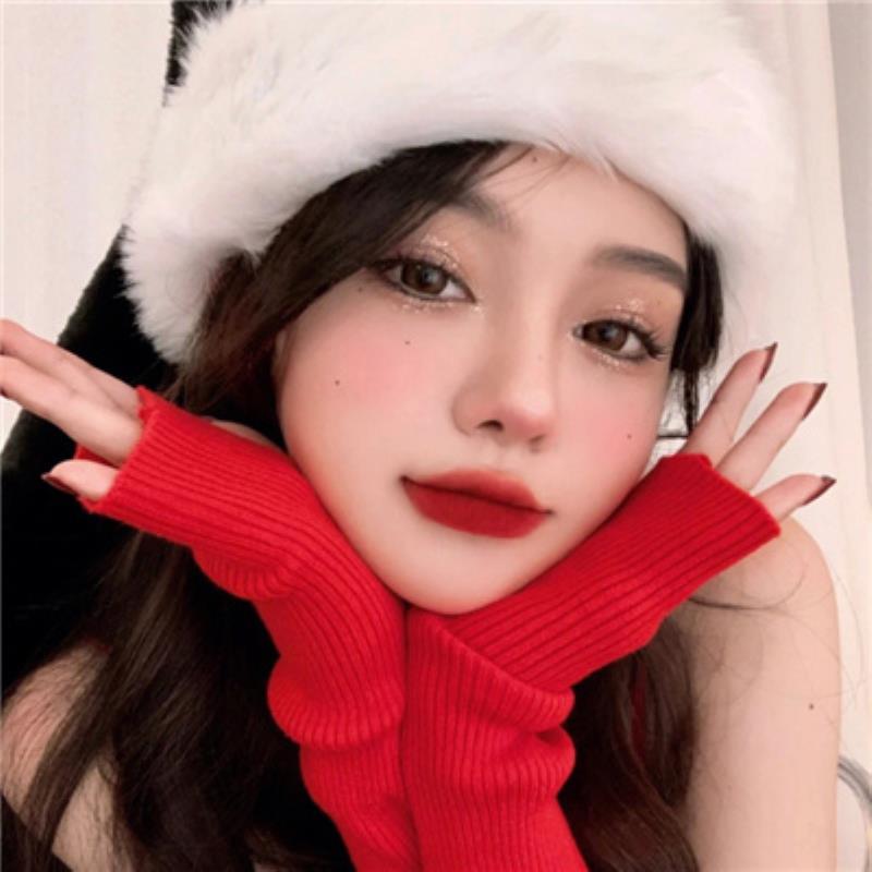 黃驊美女陪玩收票員尉梓程 黃驊美女陪玩收票員尉梓程