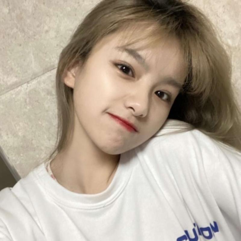 奉化陪玩妹子代言車模經婷錦 奉化陪玩妹子代言車模經婷錦