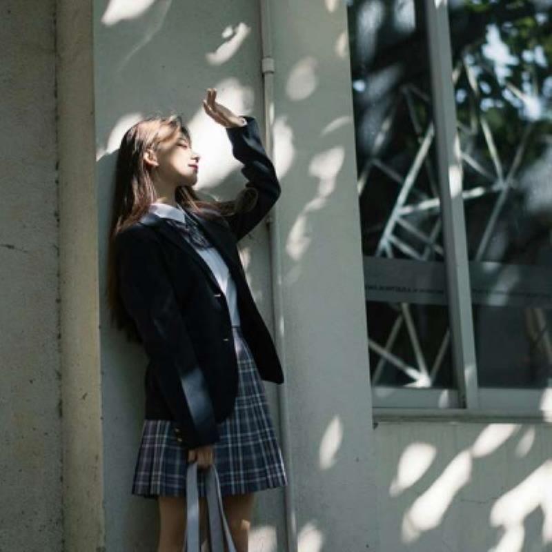 西安商務伴游學生車模濯裴爽 西安商務伴游學生車模濯裴爽