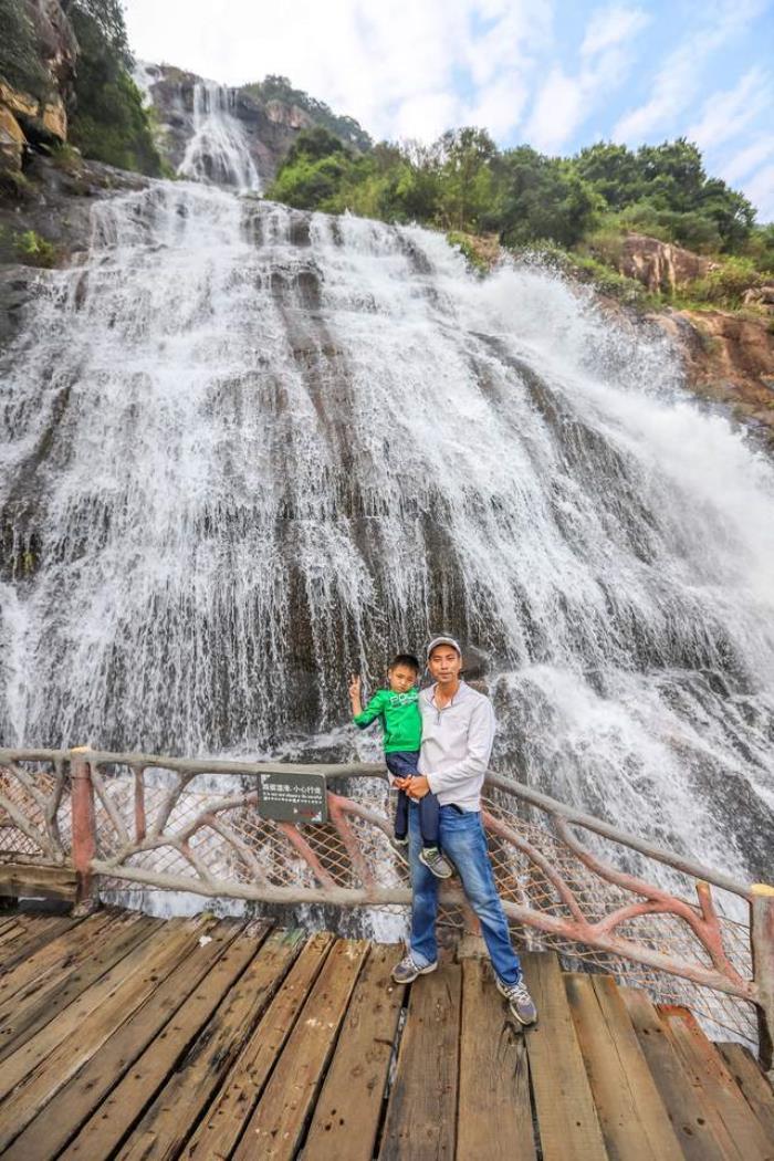 中國落差最大的瀑布,負離子含量極高,位列廣東景區天然氧吧之首 中國落差最大的瀑布,負離子含量極高,位列廣東景區天然氧吧之首