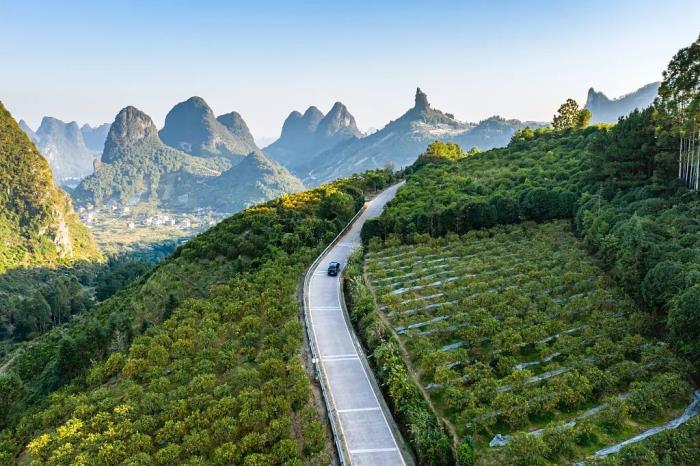 自駕探索山水極致 駛入喀斯特秘境 自駕探索山水極致 駛入喀斯特秘境