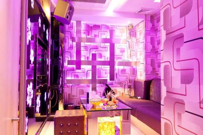 秋日私語——伴游招聘佳麗,月保底3-5W 秋日私語——伴游招聘佳麗,月保底3-5W