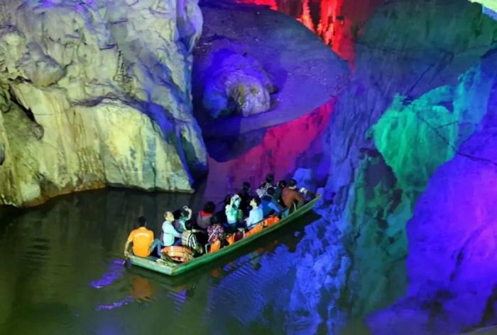 不到雞籠頂,枉為廣東人!原來,中國絕美的高山草原杜鵑花海在這里