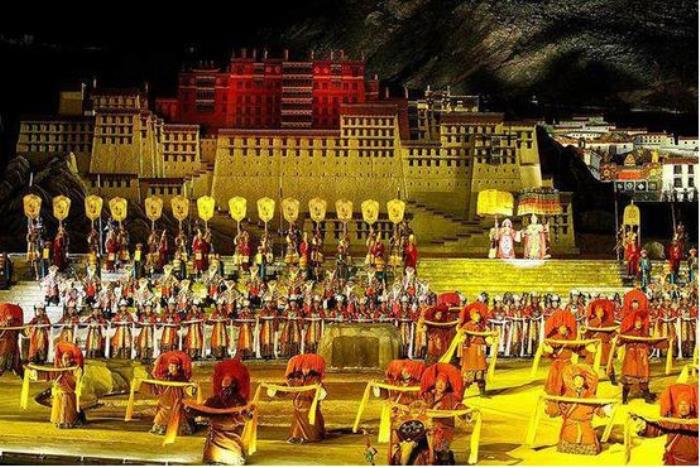 布達拉宮有世界一半的黃金,這座世界最高宮殿,到底有多神秘?
