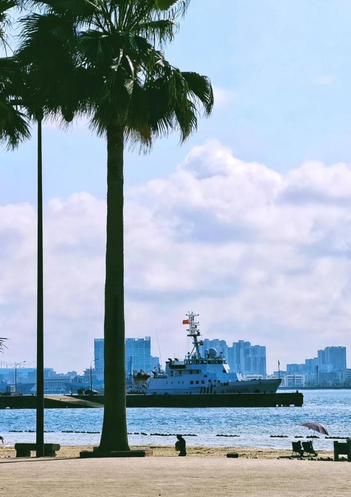 中國最能媲美三亞的城市 太湛藍了 中國最能媲美三亞的城市 太湛藍了