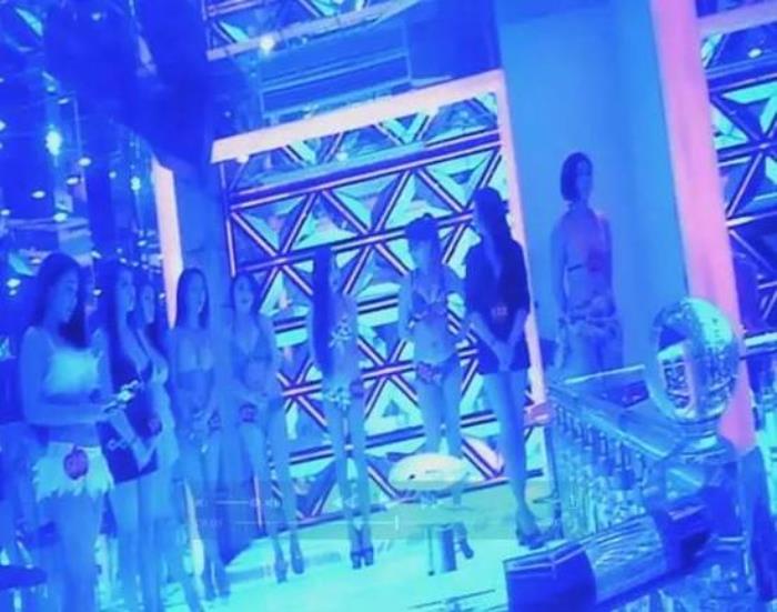 私人伴游:白天陪玩晚上陪睡!旅游行業人也多了起來! 私人伴游:白天陪玩晚上陪睡!旅游行業人也多了起來!