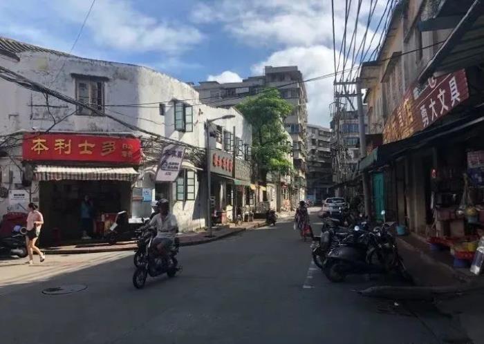 中國最能媲美三亞的城市 太湛藍了 中國最能媲美三亞的城市 太湛藍了