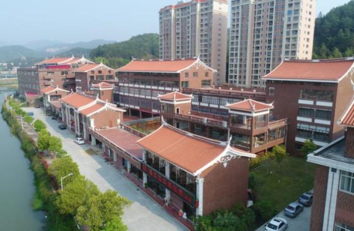 臻峰文創園 臻峰文創園