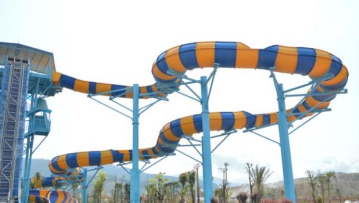 貴安水世界 貴安水世界