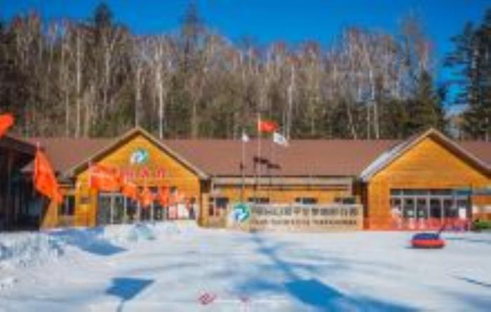 和平雪場吉林景點 和平雪場吉林景點