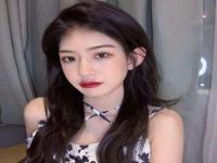 芒市私人伴游車模梅麗逸