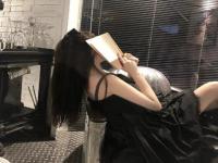 荊州結伴游少婦公良絲瓊